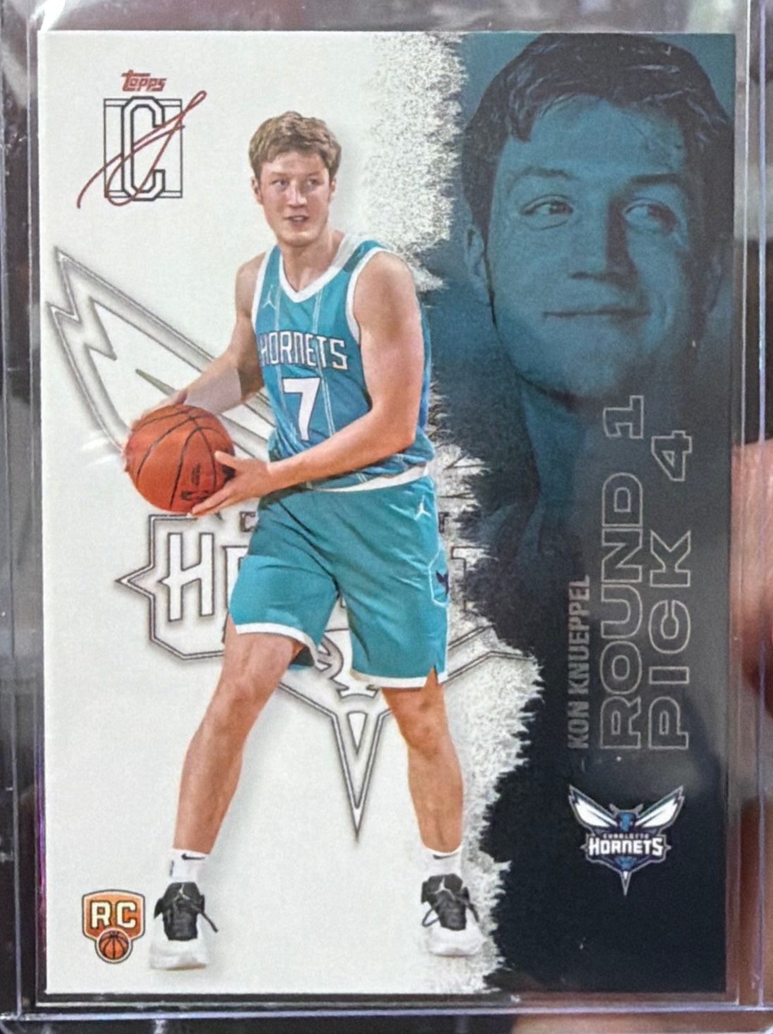 Kon Knueppel RC Topps Signature Class 25/26 #103